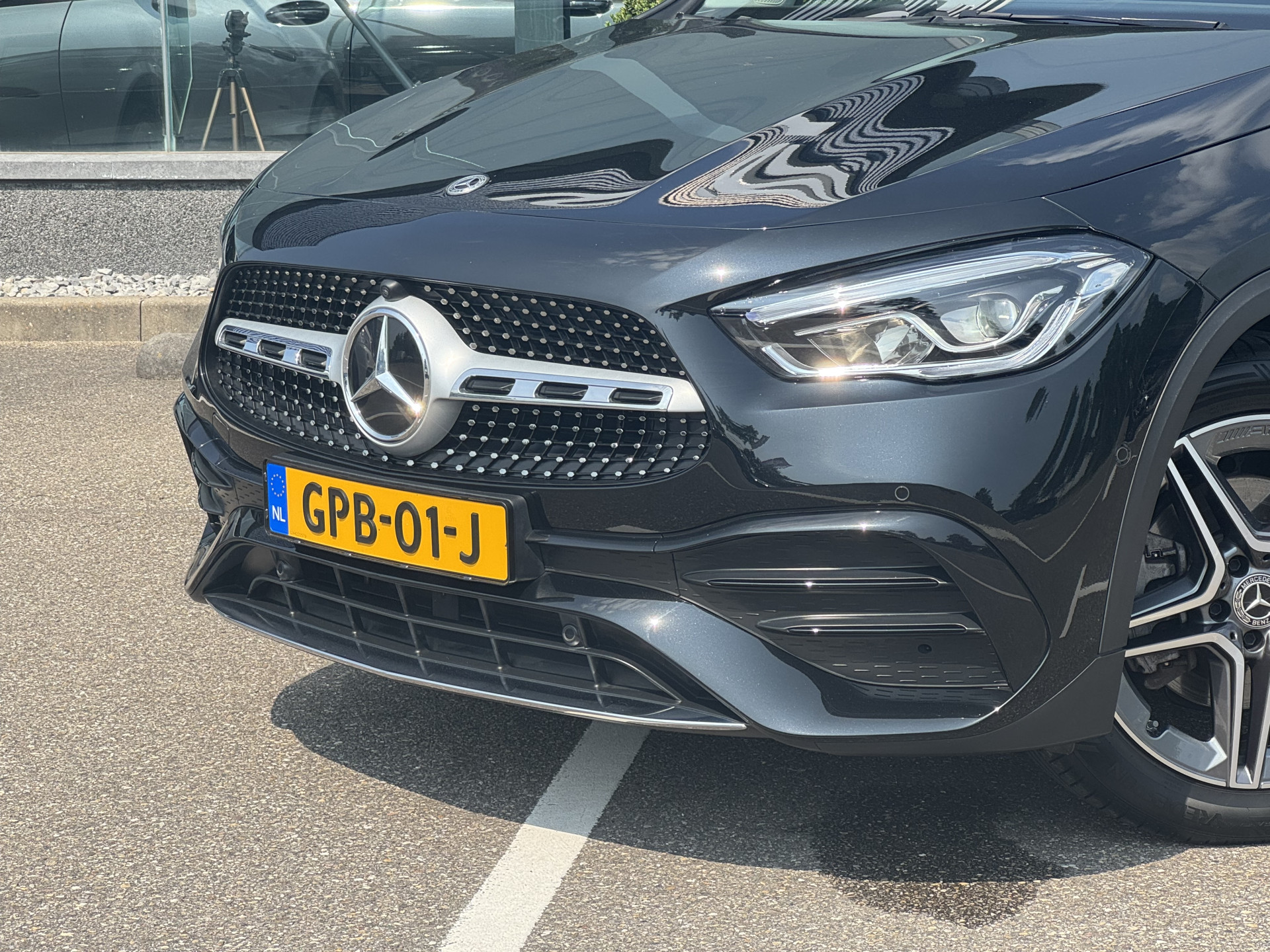 Mercedes-Benz GLA 250 e AMG Line l Automaat I MBUX l 360° camera l Wegklapbare Trekhaak l Memory l Tempomaat l Stoelverwarming l 45242768-3.jpg | Sterdome B.V.