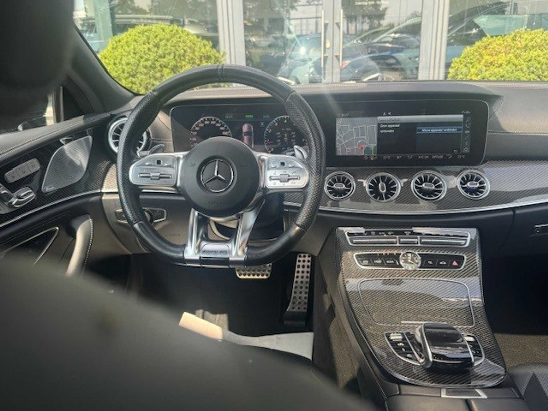 Mercedes-Benz CLS-Klasse AMG 53 4MATIC+ Premium Plus l Schuif- / Kanteldak l Distronic Plus l Memory l Stoelverwamarming en Stoelventilatie l Head Up l L 45692382-1.jpg | Sterdome B.V.