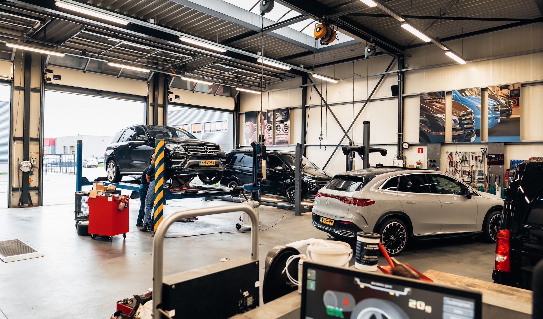 Subpage Details Slider Image APK | Sterdome B.V.