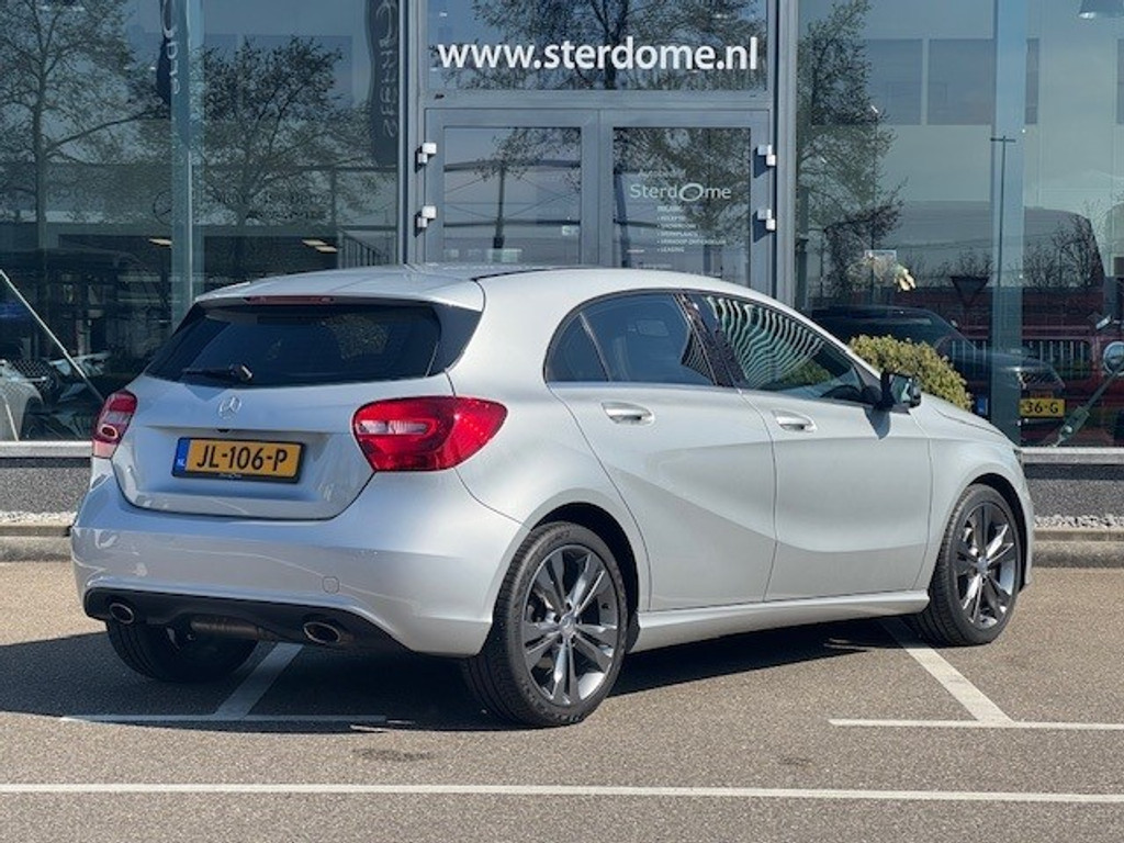 Mercedes-Benz A-Klasse 180 Ambition l Airco l Camera l Navigatie l Stoelverwarming l Adaptief remlicht l 41964268-3.jpg | Sterdome B.V.