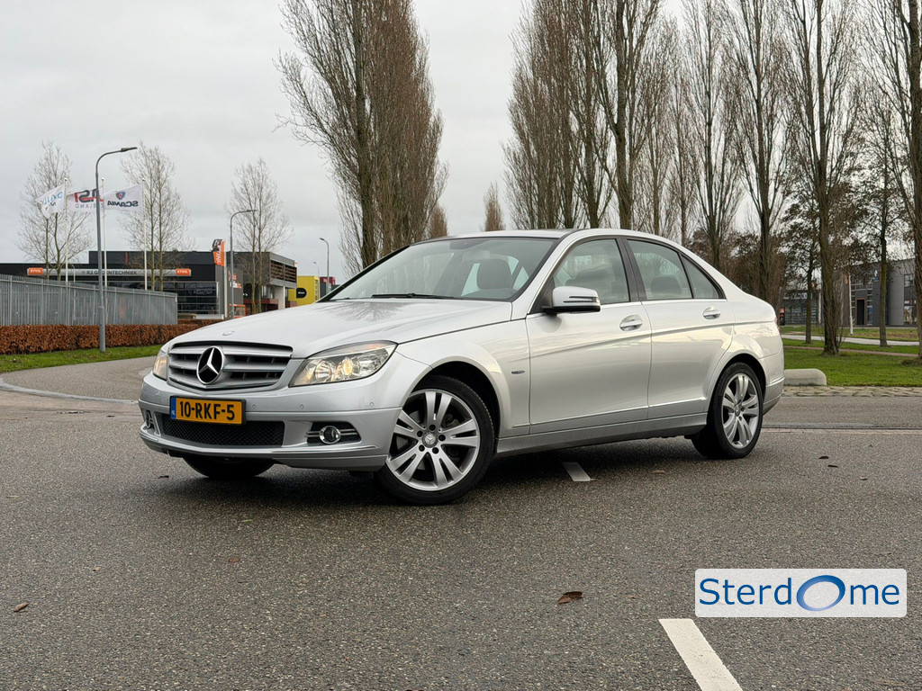 Mercedes-Benz C-Klasse 180 CGI BlueEFFICIENCY Business Class Avantgarde l Trekhaak l 1e Eigenaar l Tempomaat l Airco l Bluetooth telefonie l LM velgen 49821470-0.jpg | Sterdome B.V.